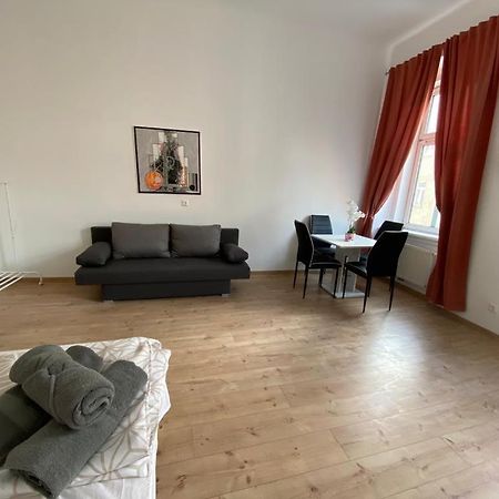 Quad-Room Near Prater Stern Vienne Extérieur photo