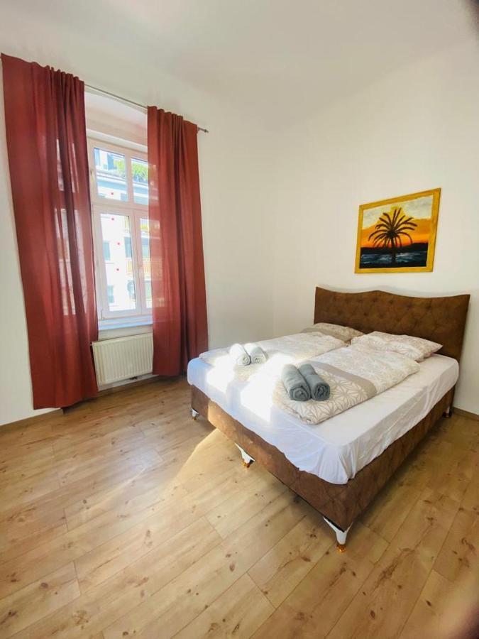 Quad-Room Near Prater Stern Vienne Extérieur photo